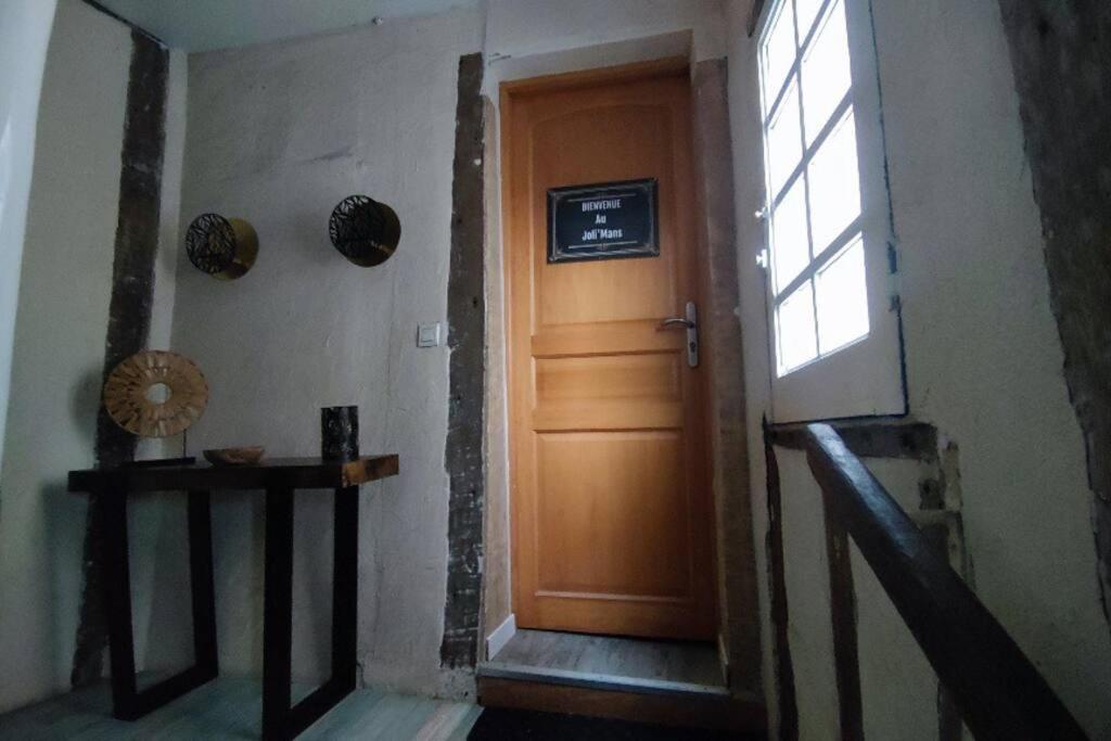 Le Joli'Mans, Appartement Refait A Neuf, Entierement Equipe, Pour 2 Personnes, Proche Quartier Historique Et Centre Le Mans Kültér fotó